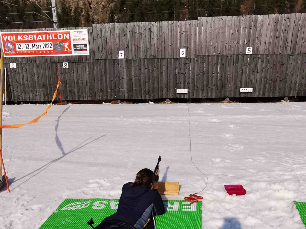 Gästebiathlon in Hochfilzen, Österreich.